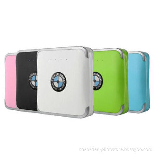 Latest Type 8,800mAh Power Bank, 5V/2.1/1A Dual USB Ports Output for iPad/iPhone/iPod/Mobile Phone
